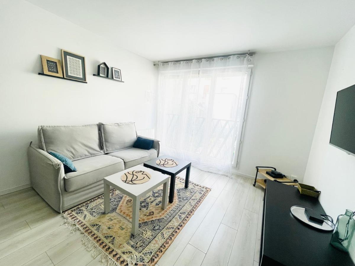 Cosy Appart Proche Paris Saint-Denis-en-Margeride Exterior foto